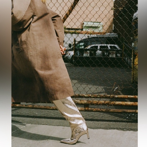 Zara Gold Heeled Boots - Picture 3 of 6